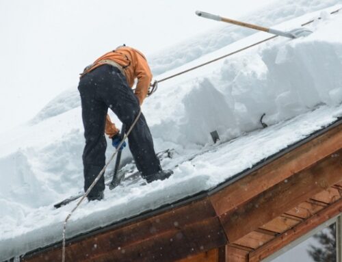 Winter Maintenance Made Easy: Protecting Your Roof and Siding